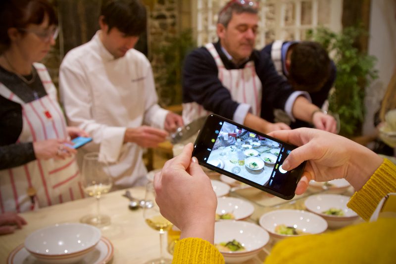 Taller de cocina con grupo pequeño en Bilbao